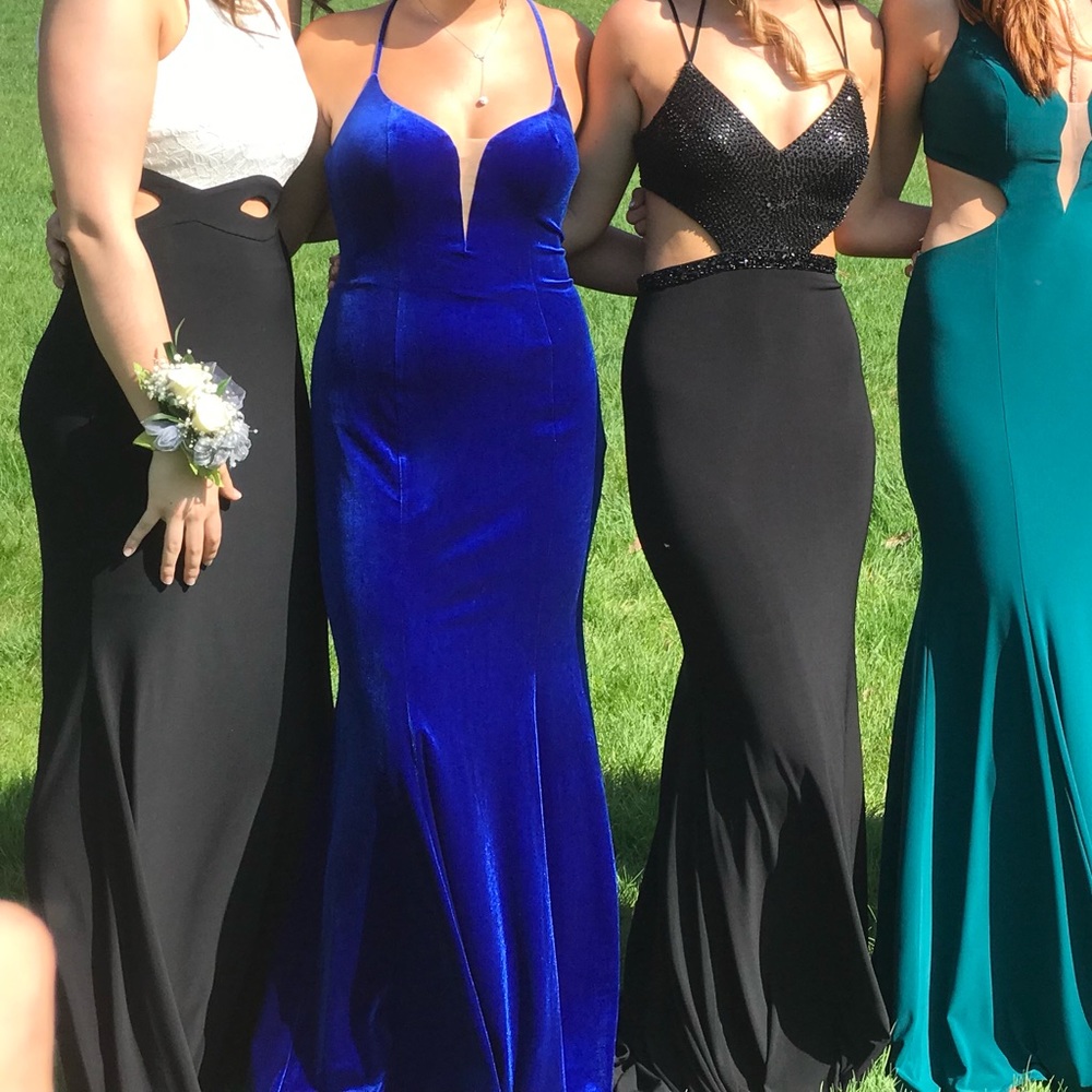 Laura Long Dress With Open Back